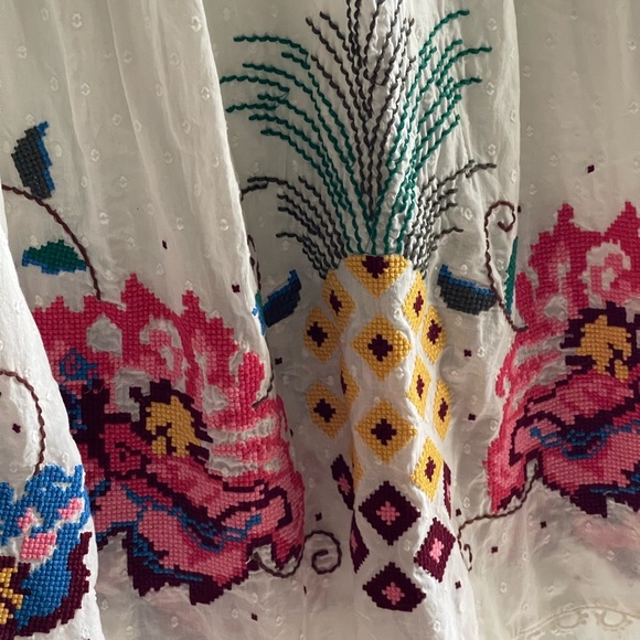 Farm Rio NWOT 100% Cotton Macaw Cross Stitch Tropical Embroidered Eclectic Maxi - Picture 3 of 15